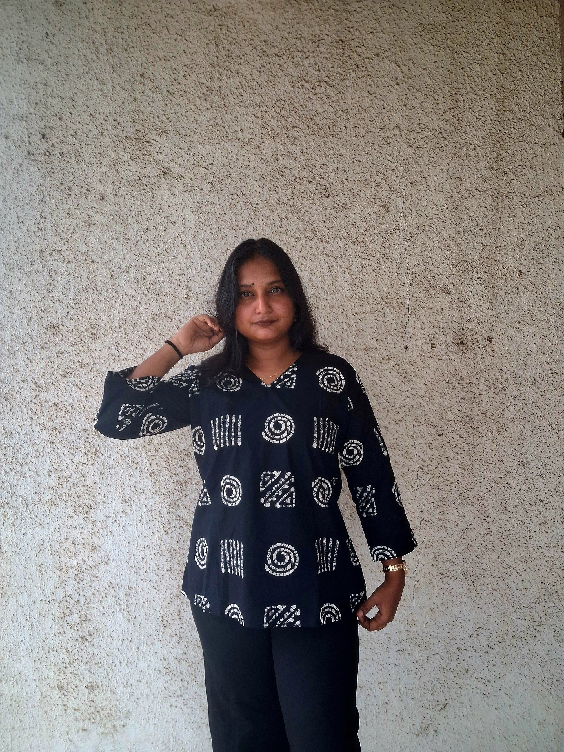 Midnight Motif Kurti 🌙