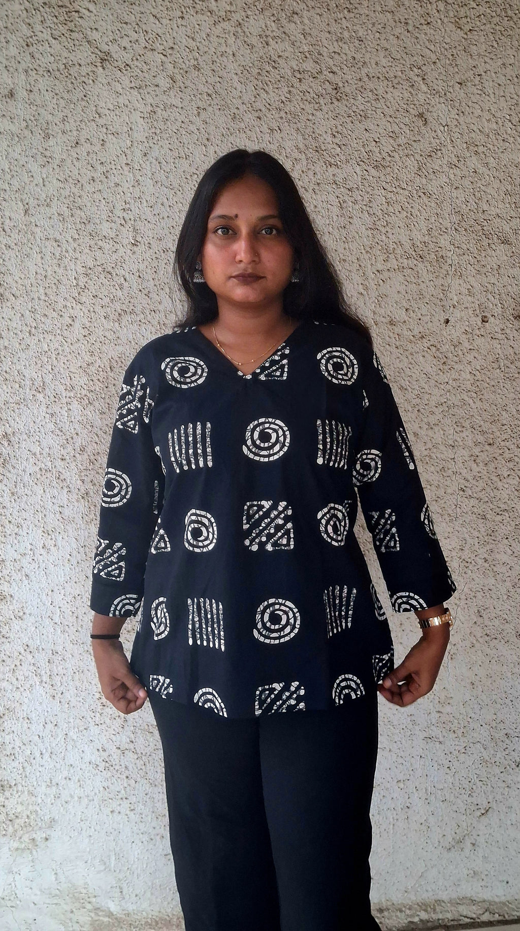 Midnight Motif Kurti 🌙